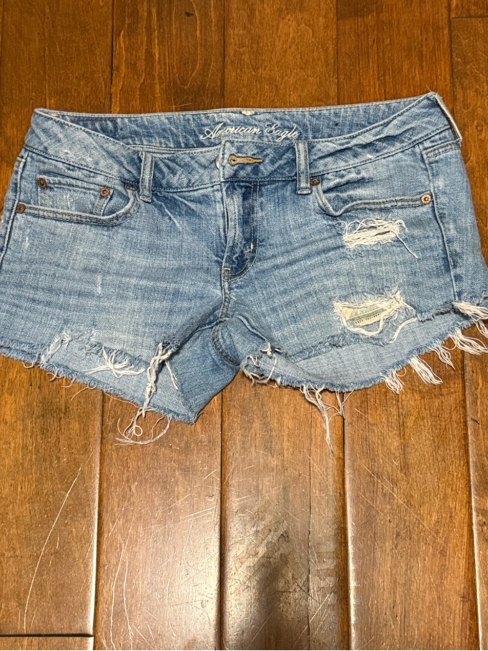 American Eagle Outfitters Favorite Boyfriend Distressed Denim Shorts size 8